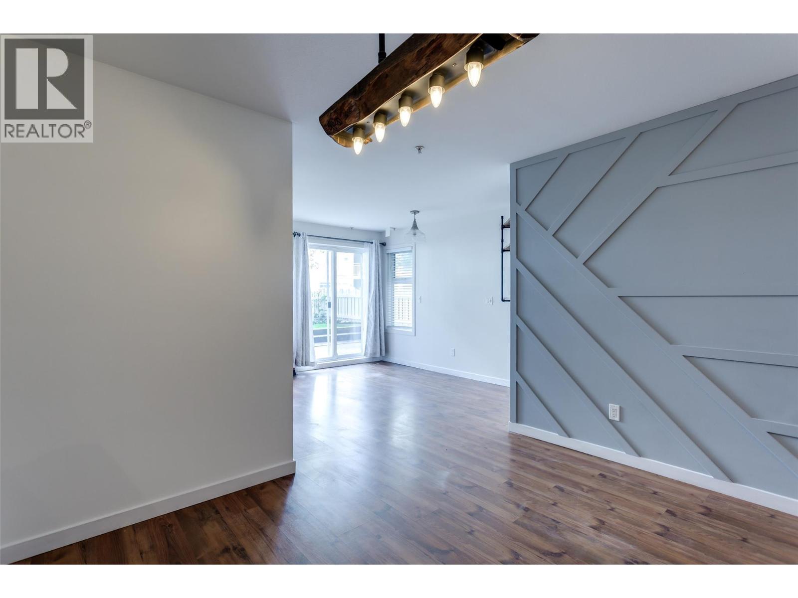 #107 533 Yates Road N - 16