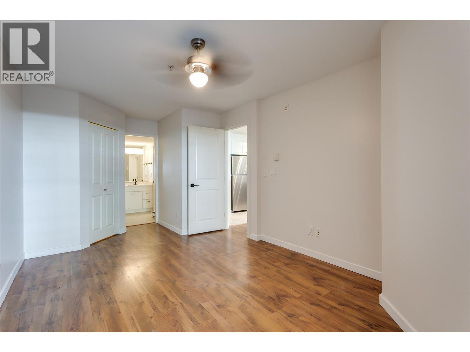 #107 533 Yates Road N - 34