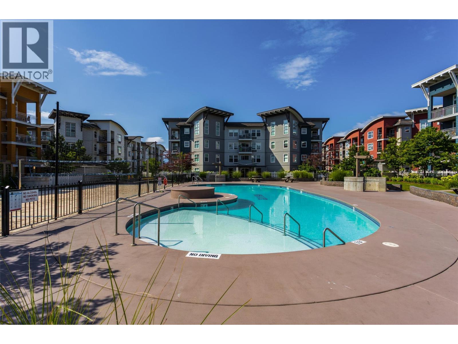 #107 533 Yates Road N - 38