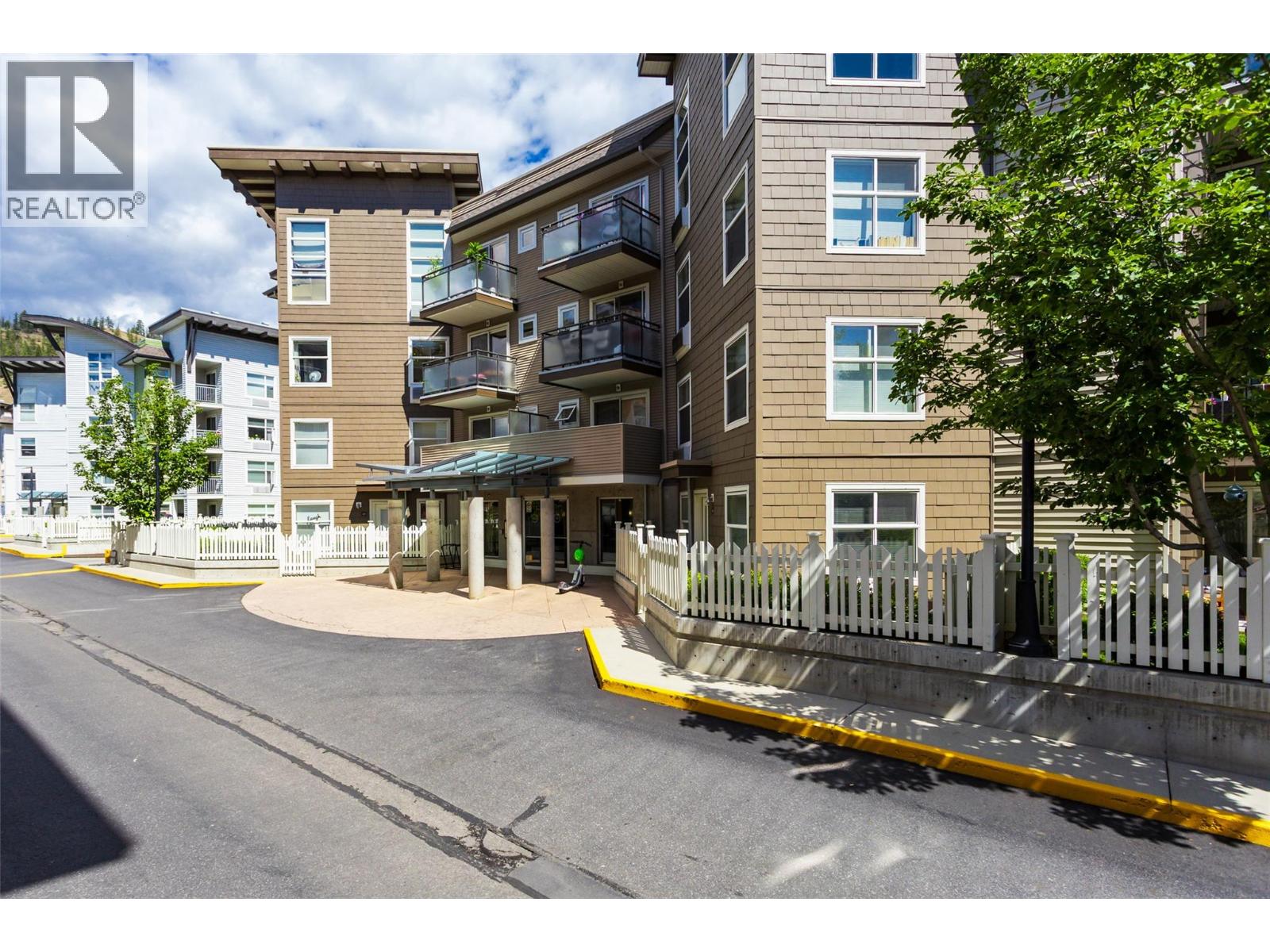#107 533 Yates Road N - 42