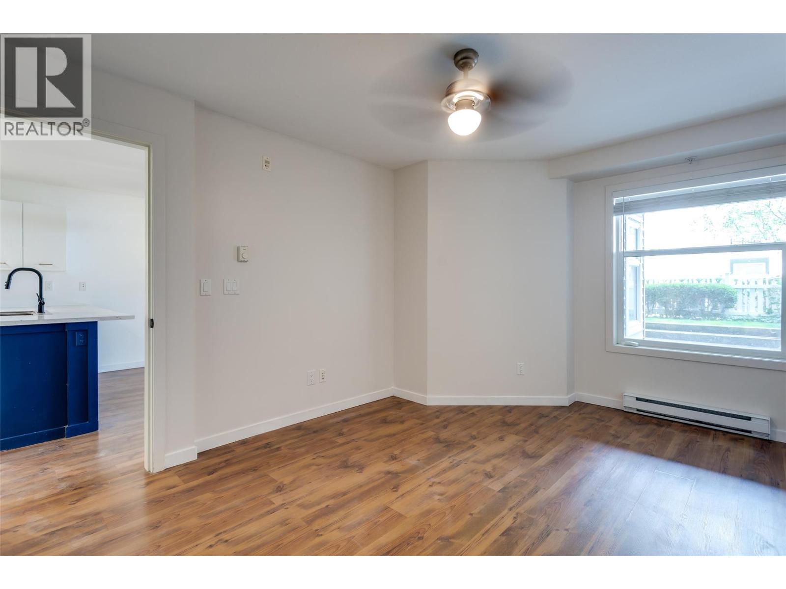 #107 533 Yates Road N - 32