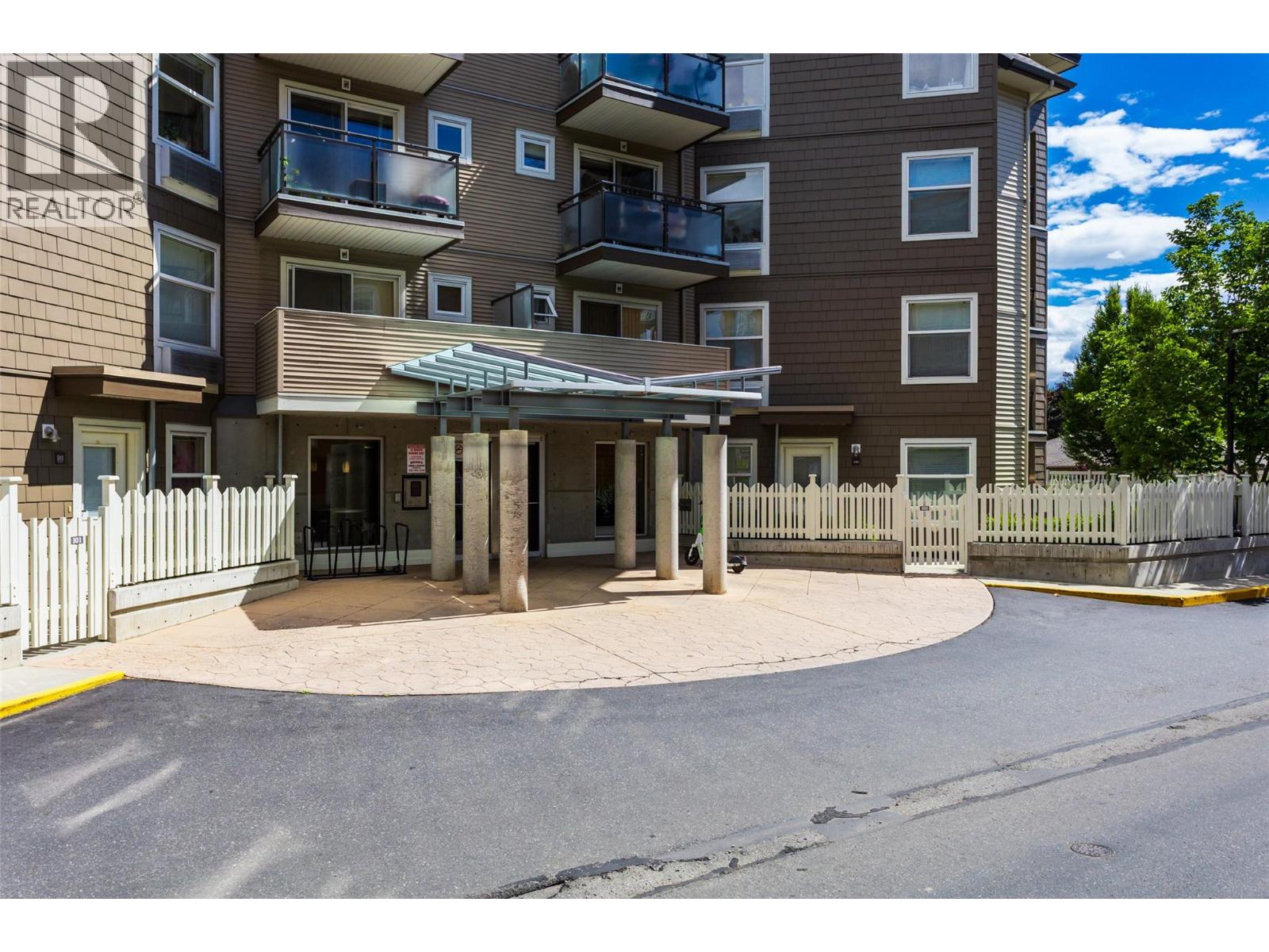 #107 533 Yates Road N - 5
