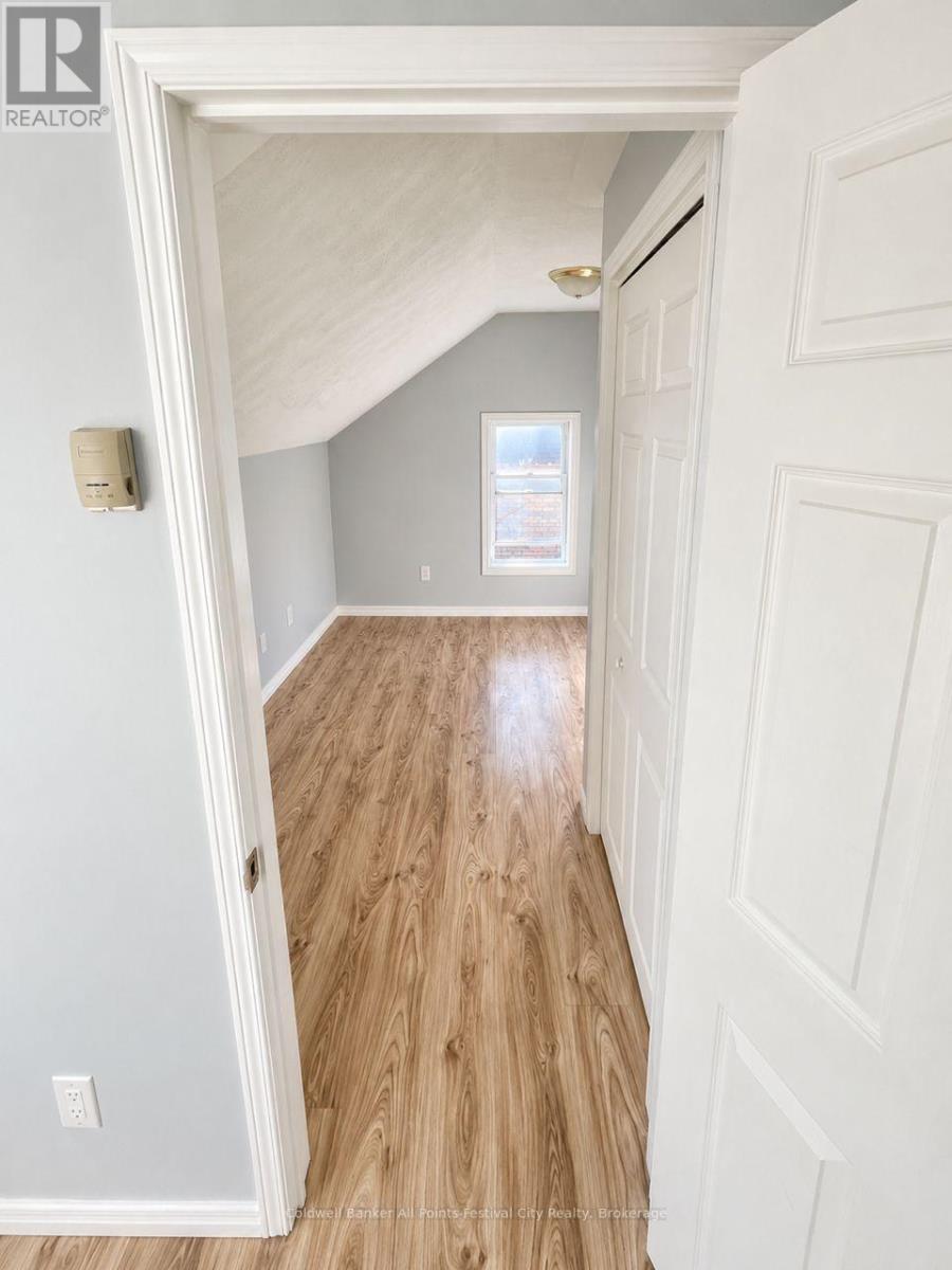167 MONTREAL STREET - 46