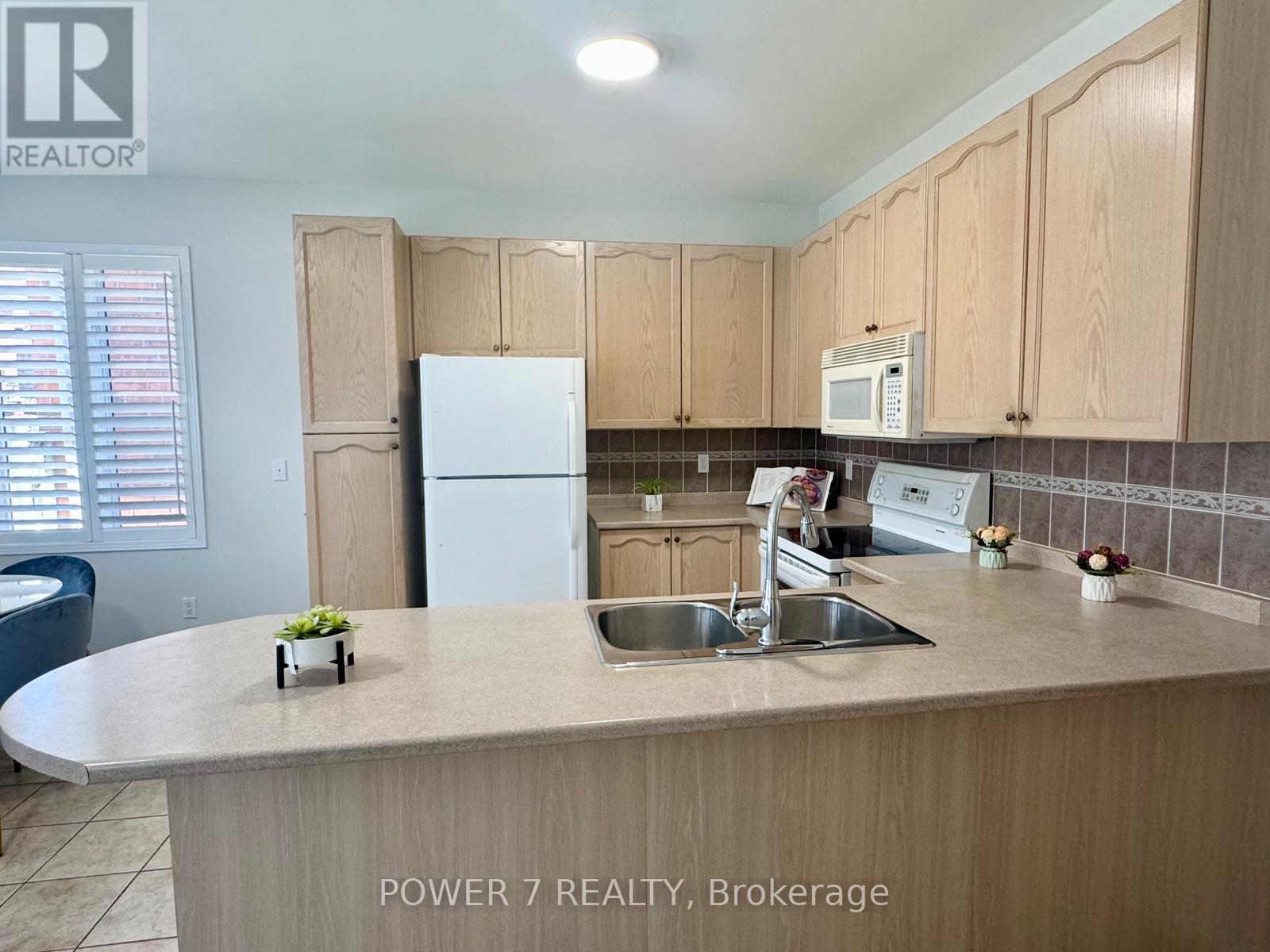 28 CLIVEDEN PLACE - 17