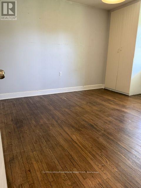29 BROOK ROAD S - 14