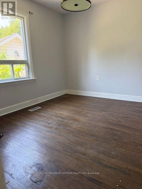 29 BROOK ROAD S - 15