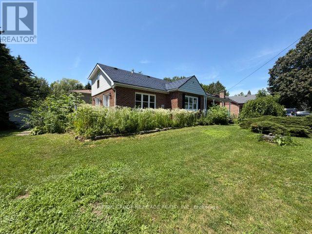 29 BROOK ROAD S - 4