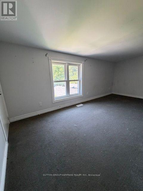29 BROOK ROAD S - 17