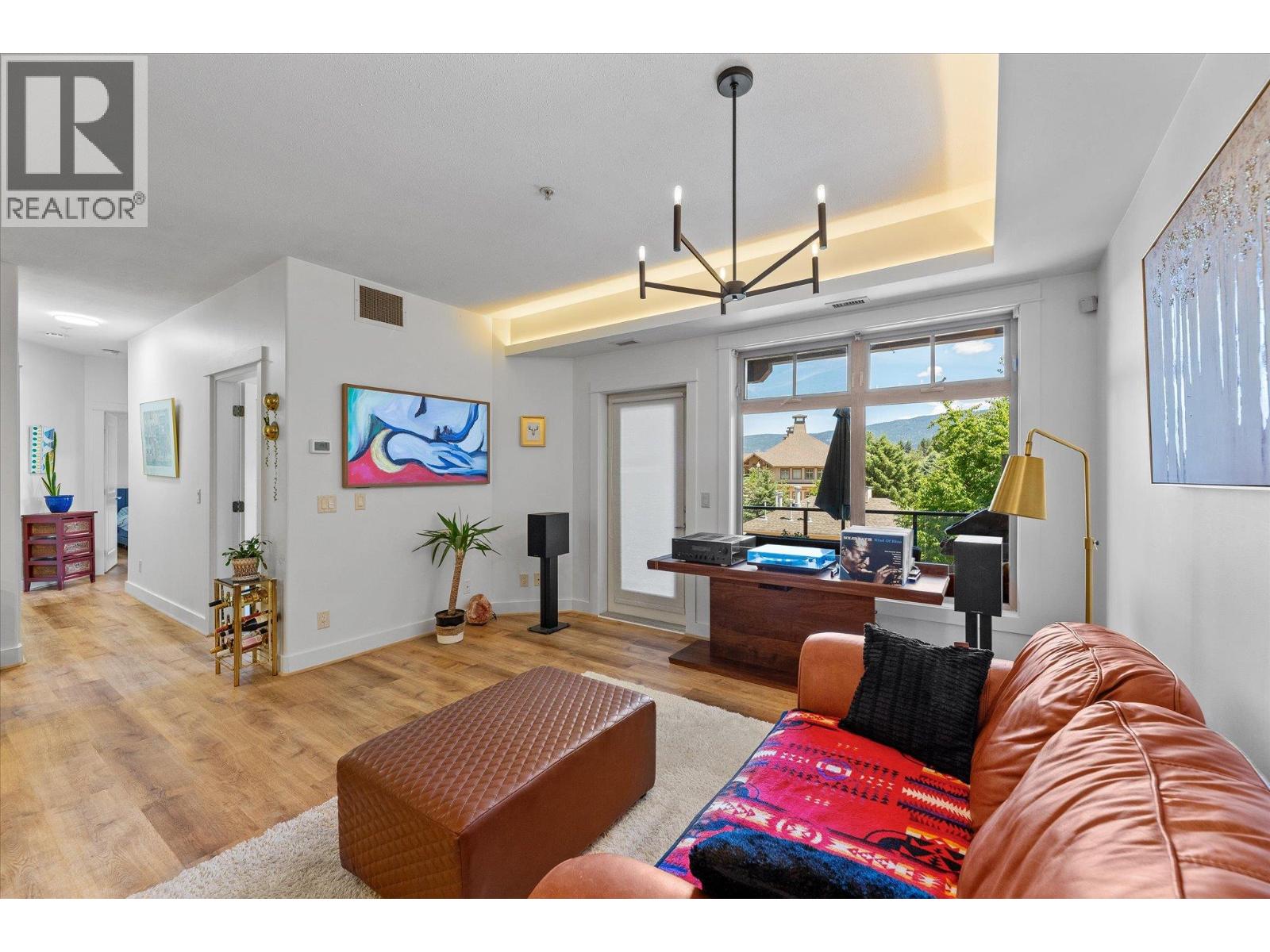 #204 2551 Shoreline Drive - 2