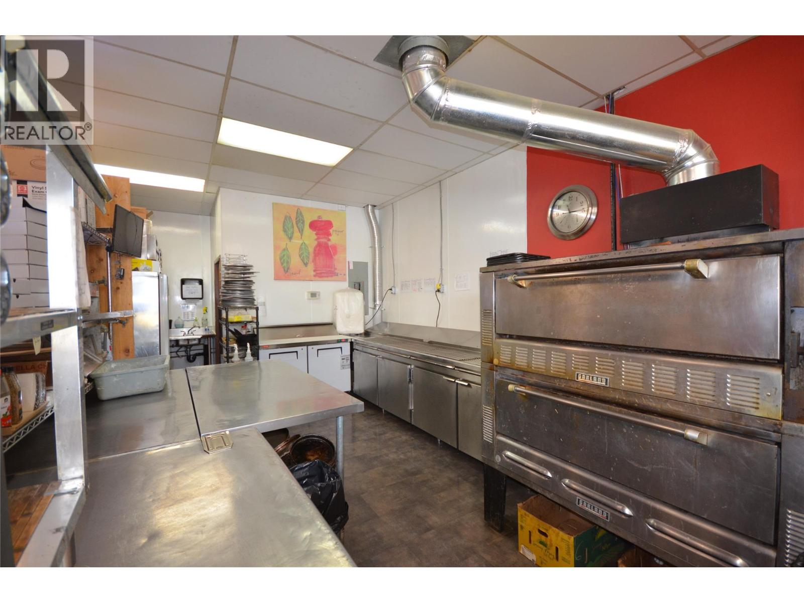 1553 Harvey Avenue Unit# C/0 100 Lot# C/O, Kelowna