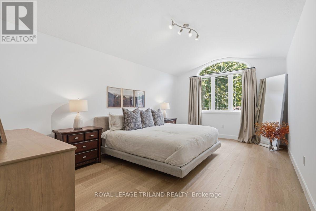 921 GUILDWOOD BOULEVARD - Image 24