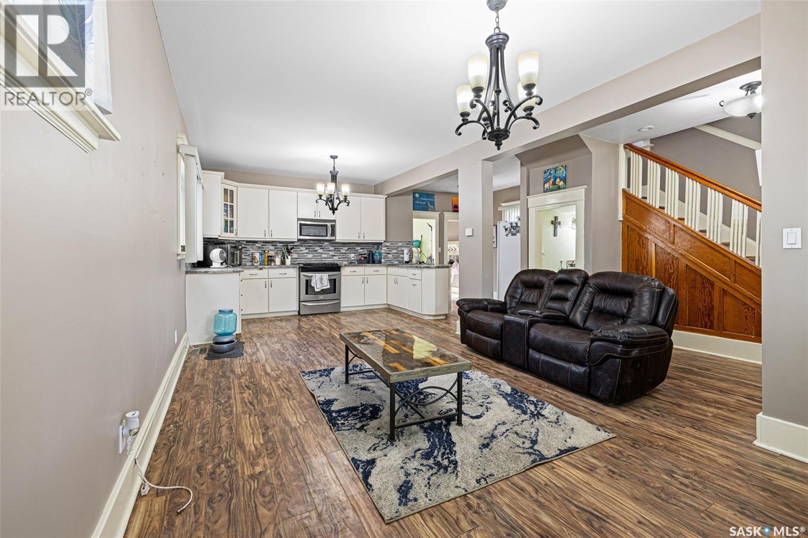 1422 Cameron STREET - 6