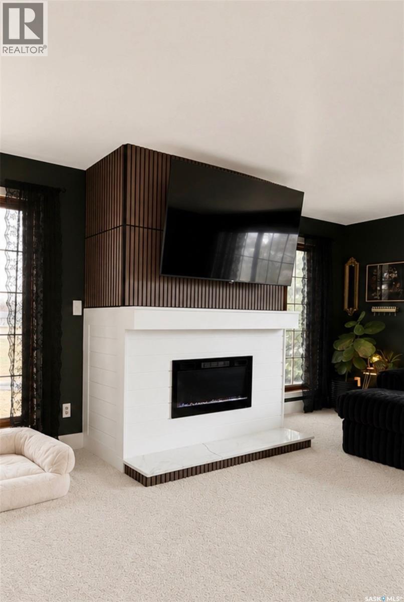 130 Rose AVENUE - 10