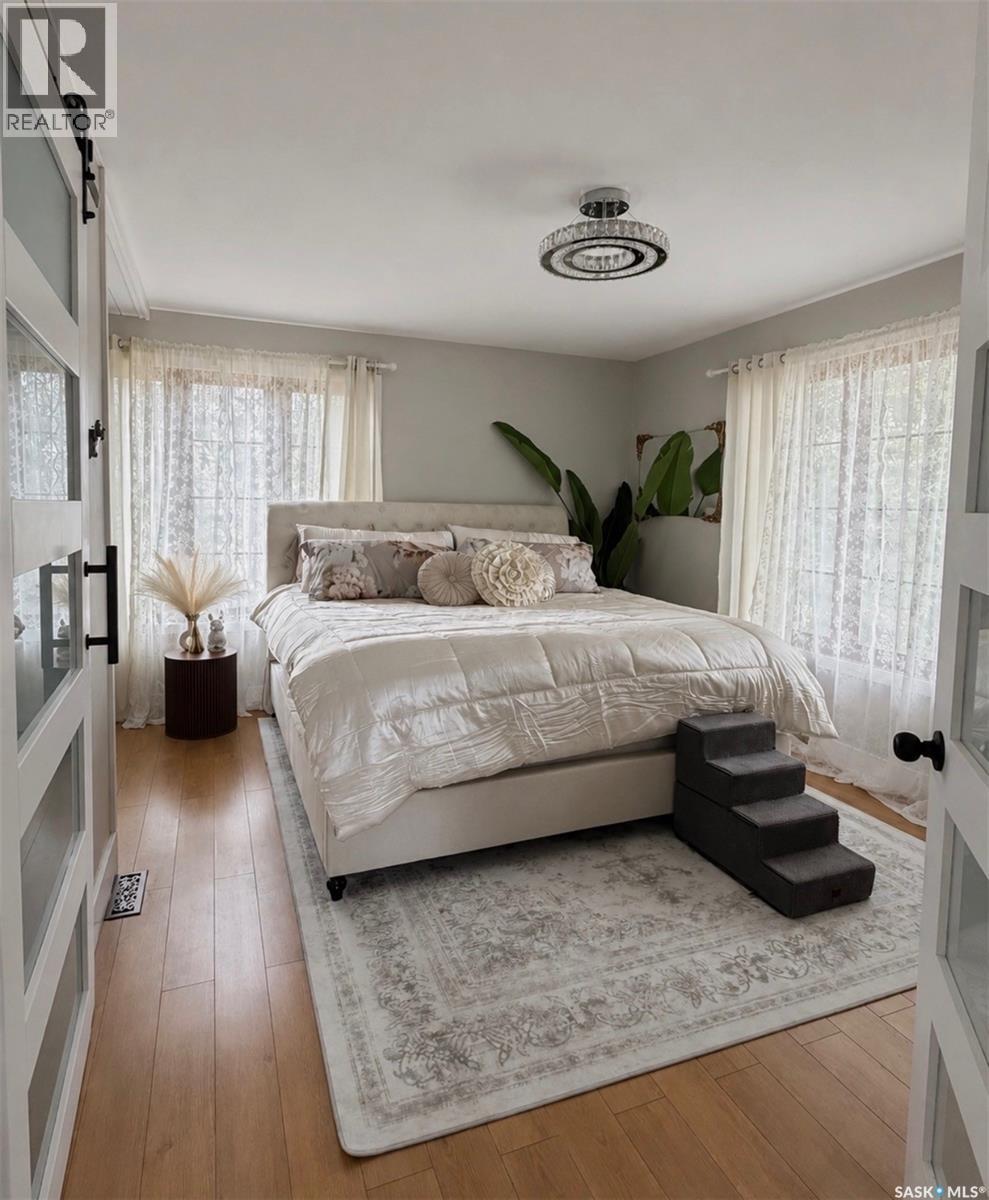 130 Rose AVENUE - 26