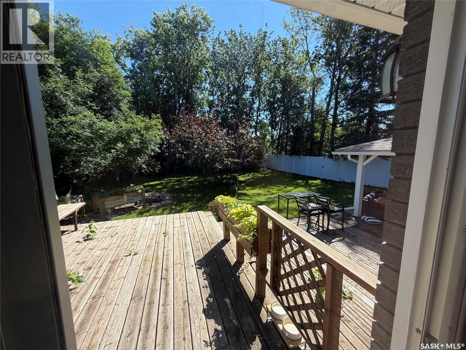 130 Rose AVENUE - 37