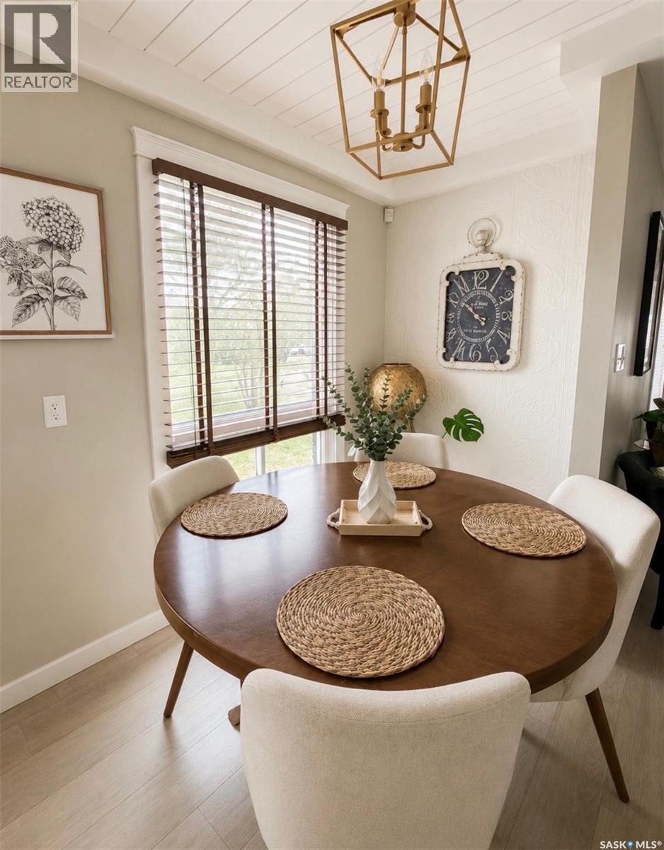 130 Rose AVENUE - 6