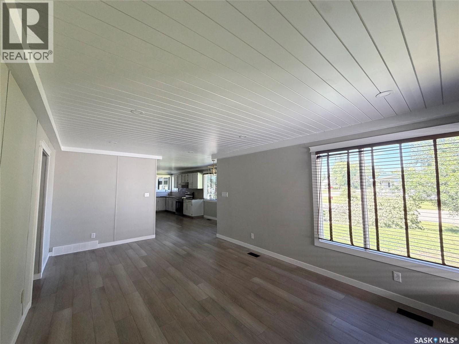 130 Rose AVENUE - 7