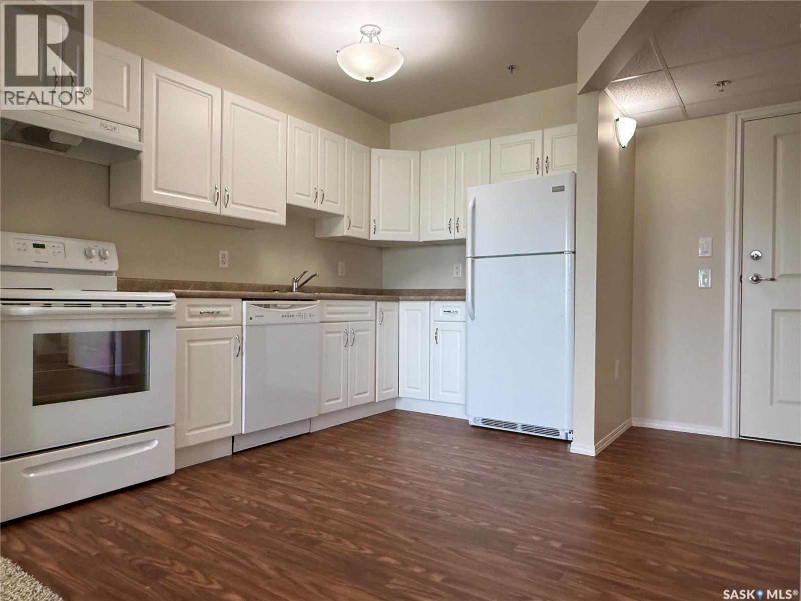 #316 680 7th AVENUE E - 13
