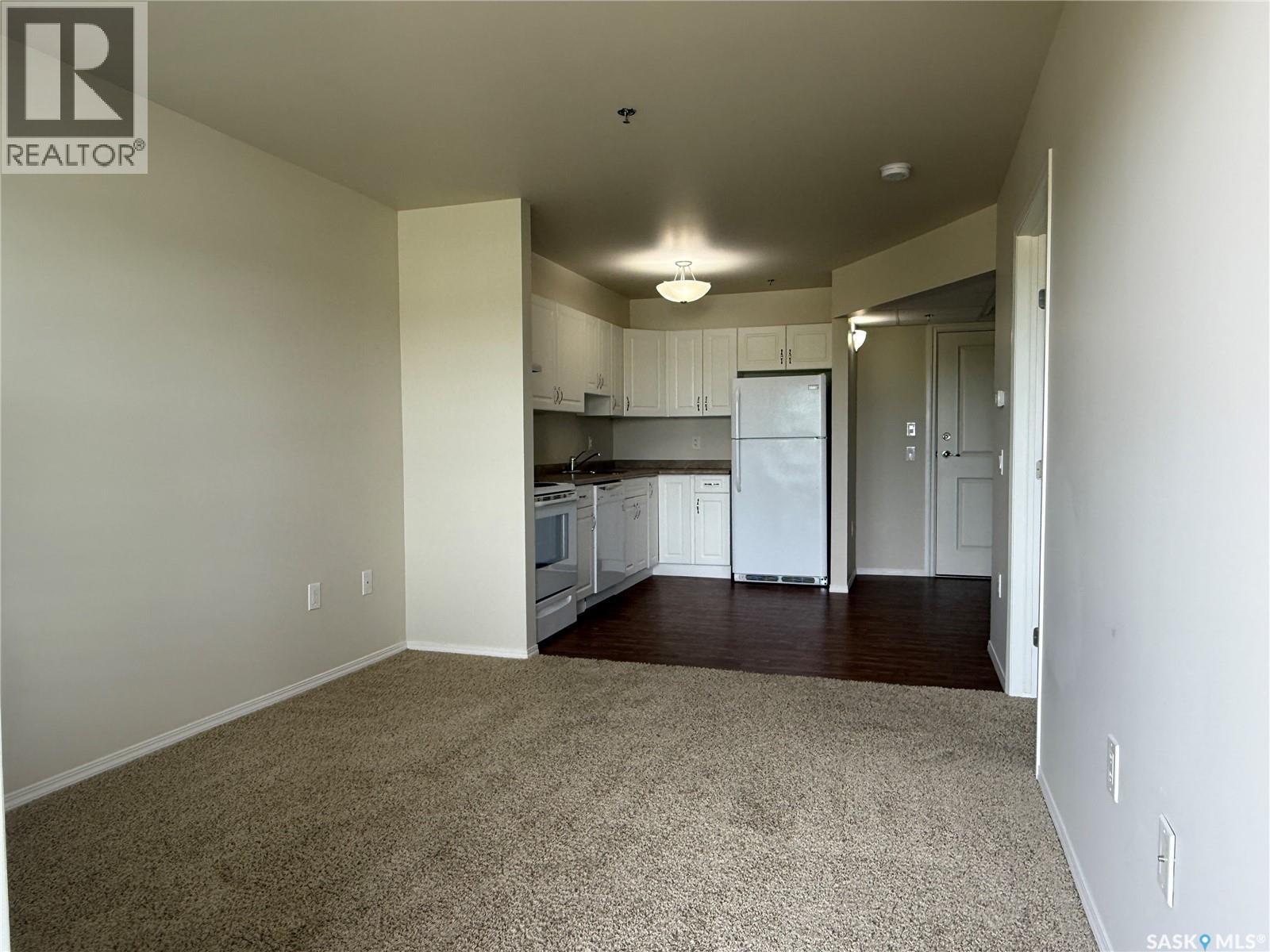 #316 680 7th AVENUE E - 8