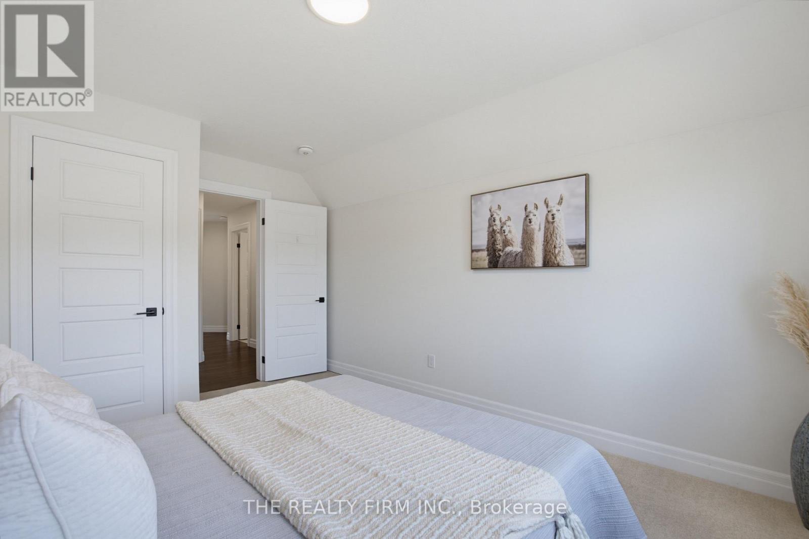 7 ASPEN CIRCLE - 34