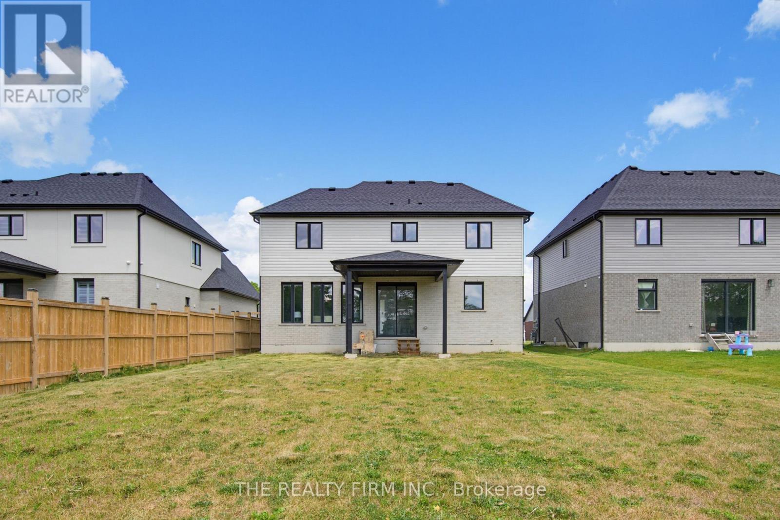 7 ASPEN CIRCLE - 42
