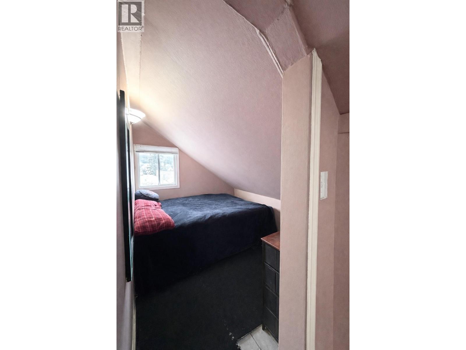 229 9Th Avenue S - 14