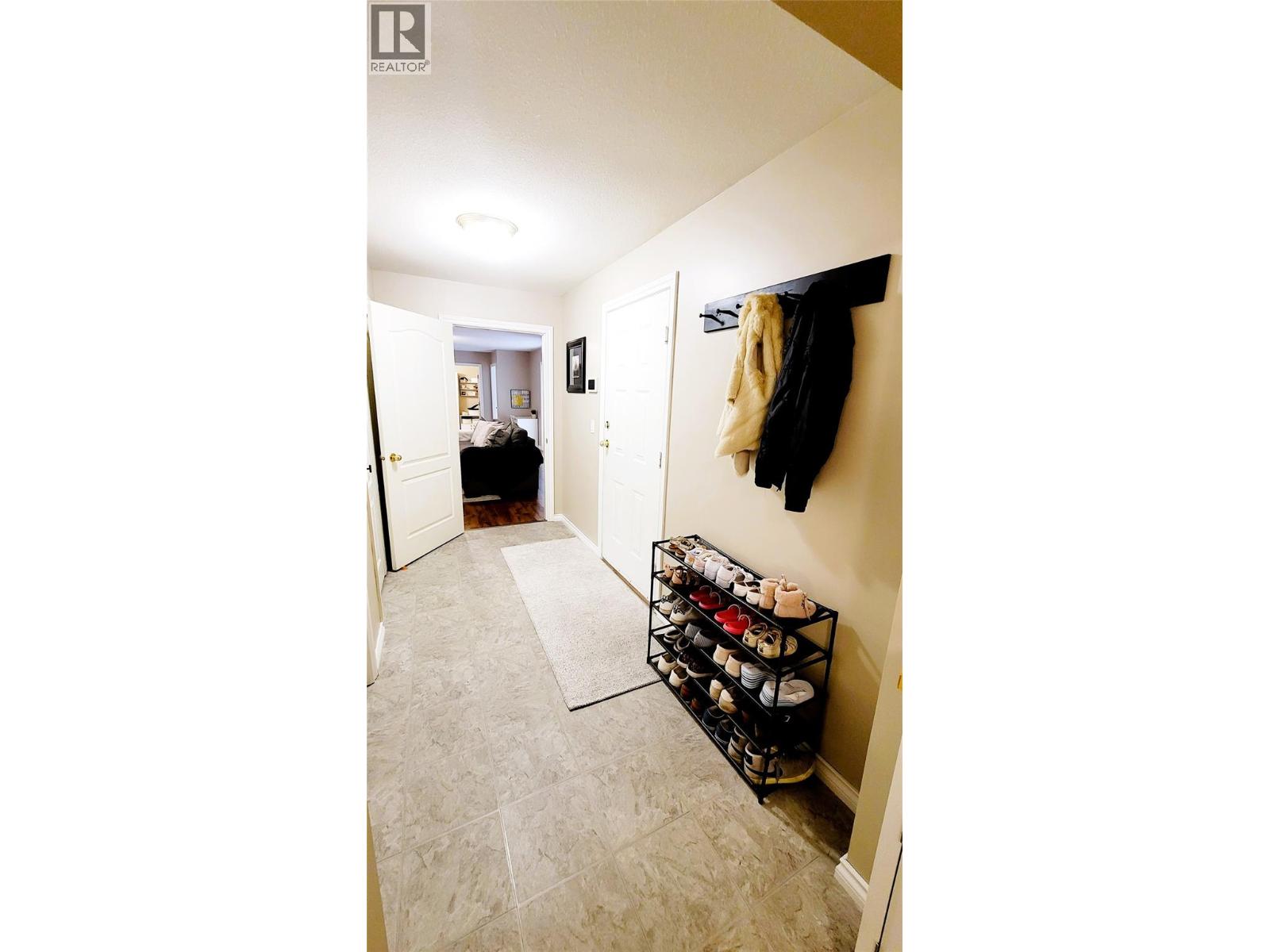 2321 Lillooet Crescent, Kelowna