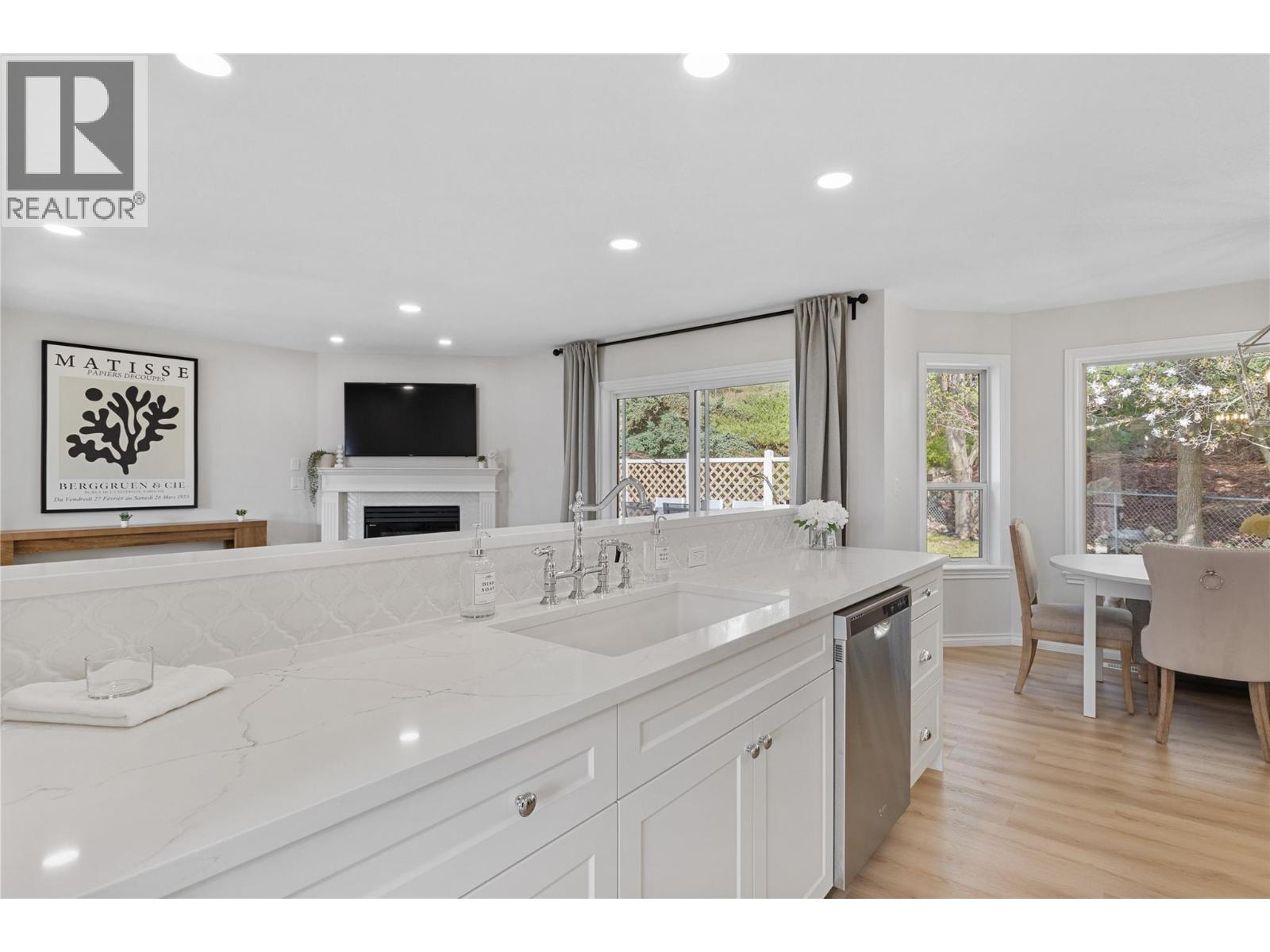 2321 Lillooet Crescent, Kelowna