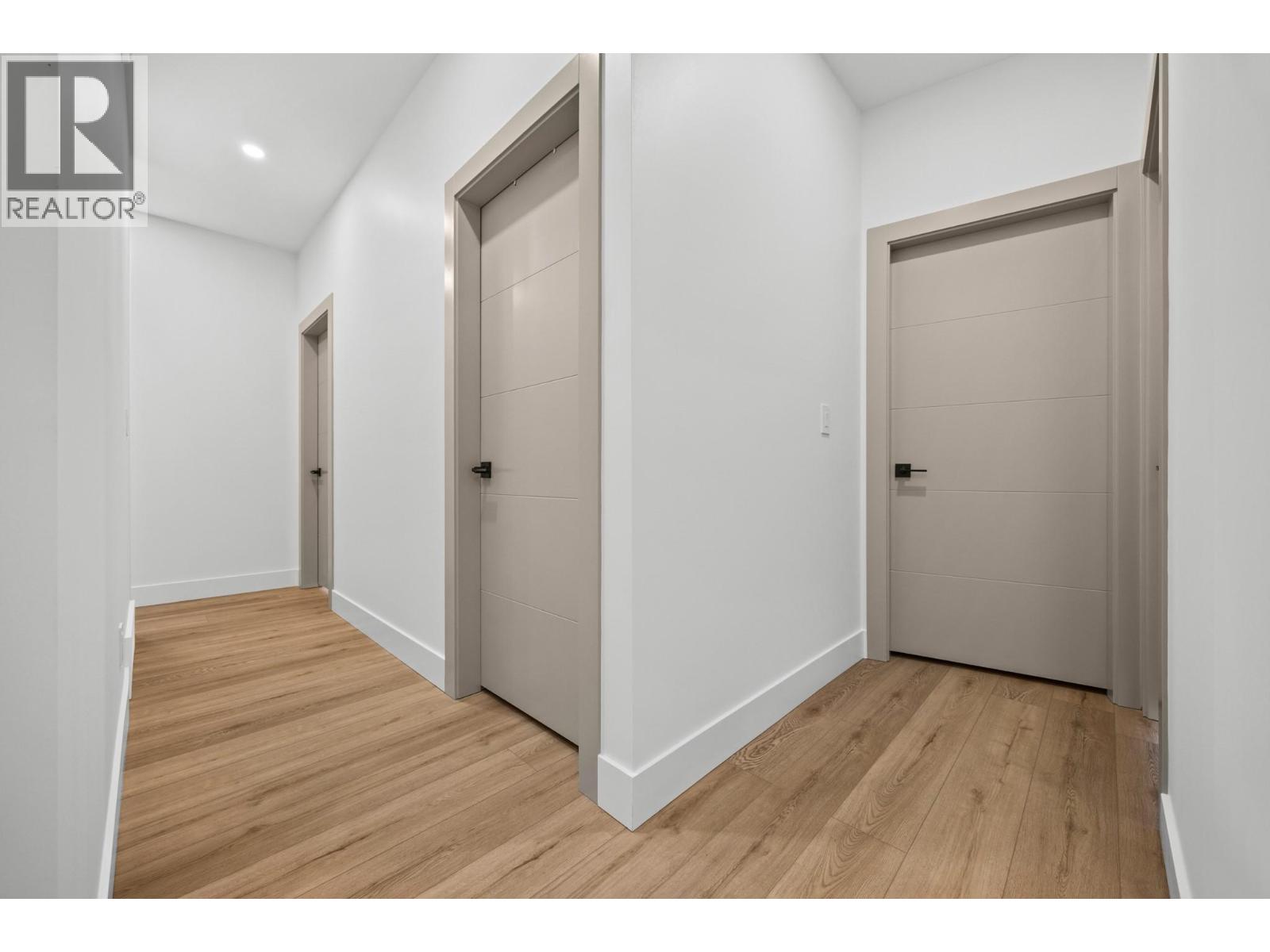 #3 1506 39A Avenue - 24