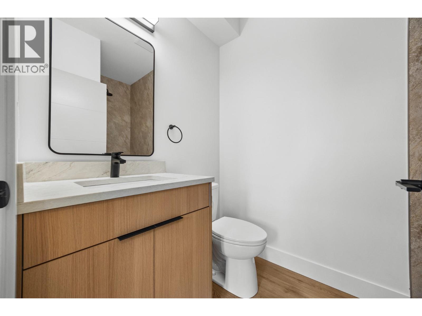 #3 1506 39A Avenue - 25