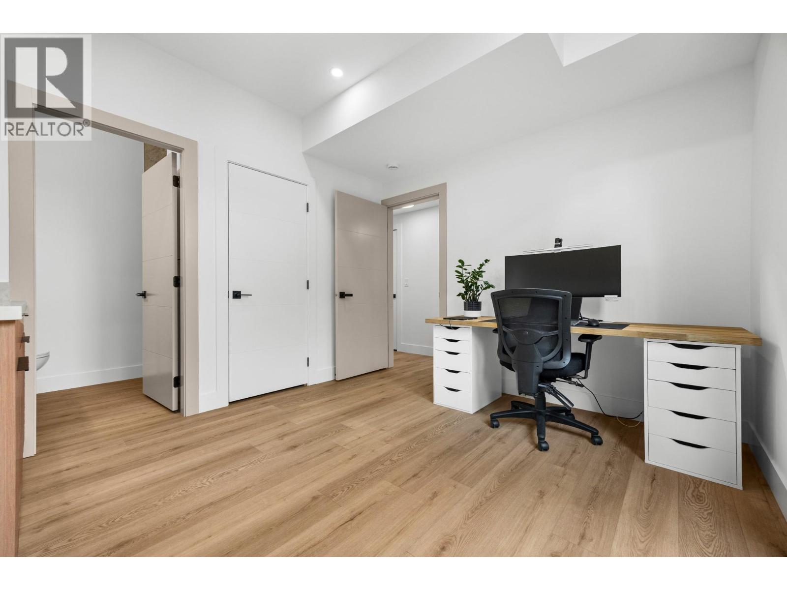 #3 1506 39A Avenue - 11