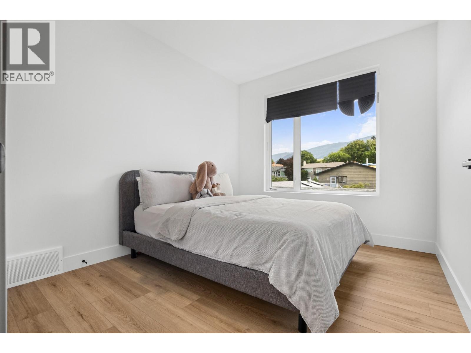 #3 1506 39A Avenue - 29