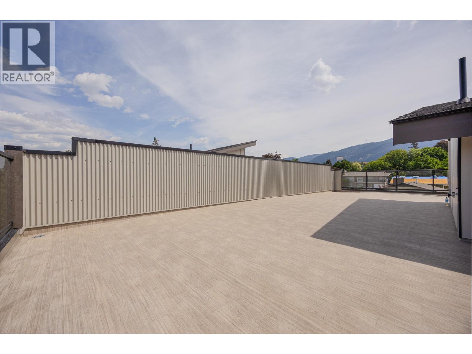 #3 1506 39A Avenue - 38
