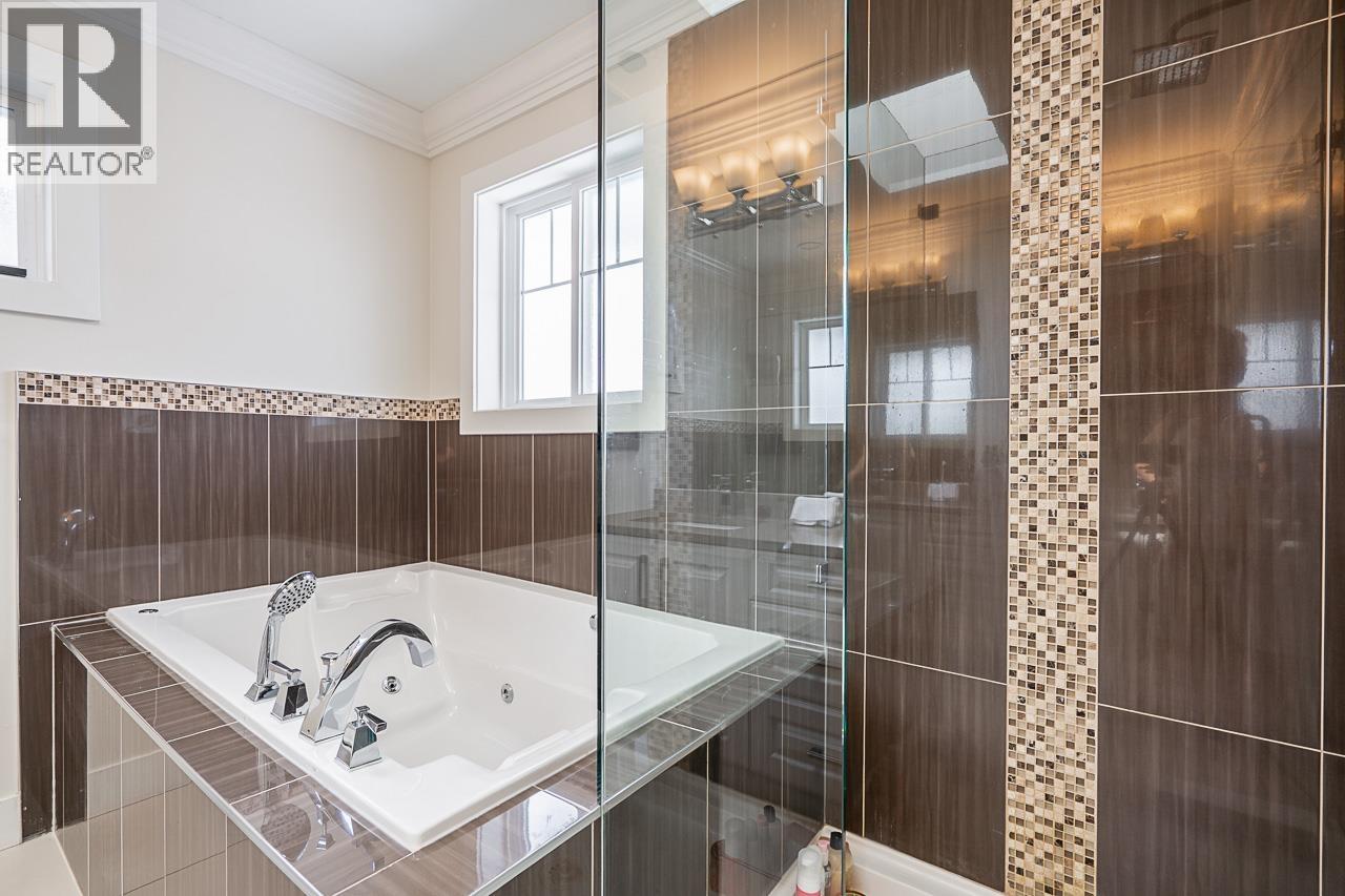 8 Bed, 6 Bath House for Sale in Vancouver – 1606 E 29TH AVENUE, Vancouver – MLS# R3146202 - Image 21