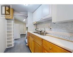 538 12C Street N - photo 13