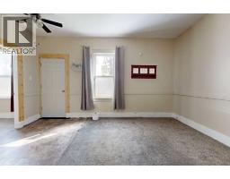 538 12C Street N - photo 4