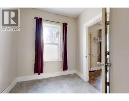 538 12C Street N - photo 9