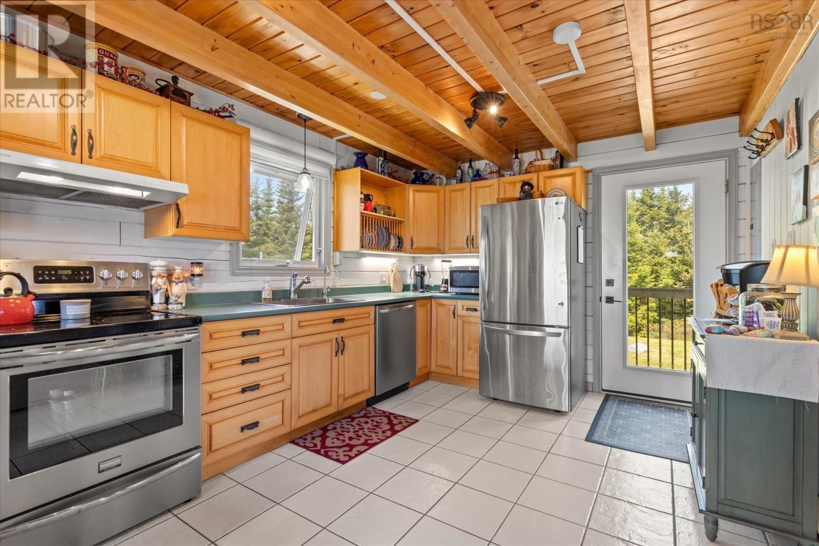 80 Pierce Point Road - 25