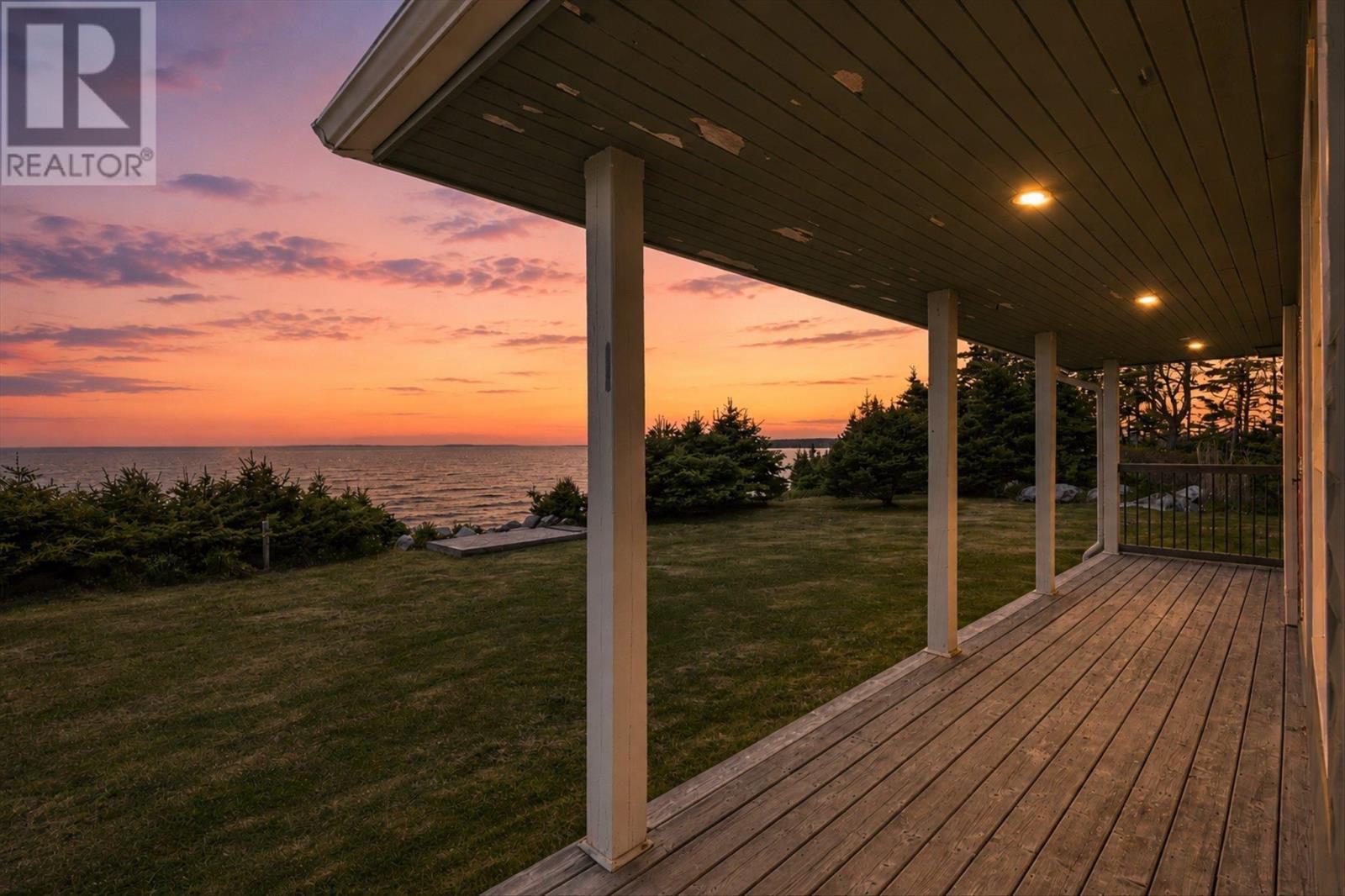 80 Pierce Point Road - 50