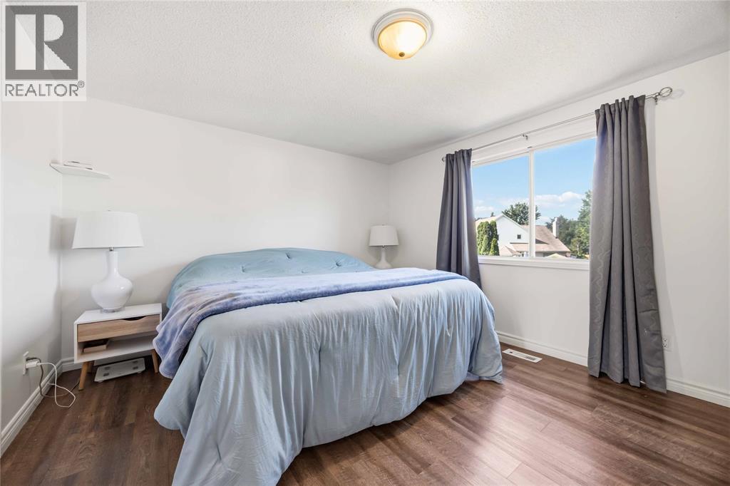 1076 BRIMWOOD CRESCENT - 17