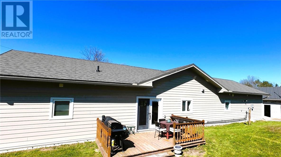 14 Maplewood Trail - 10