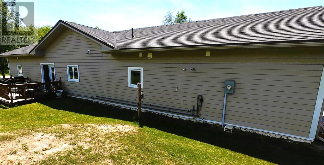 14 Maplewood Trail - 40