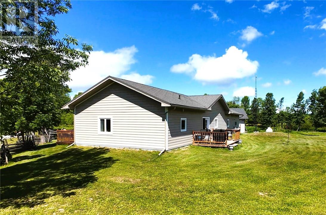 14 Maplewood Trail - 41