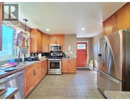 736 Reid Street, Quesnel, BC V2J2N4 Photo 12