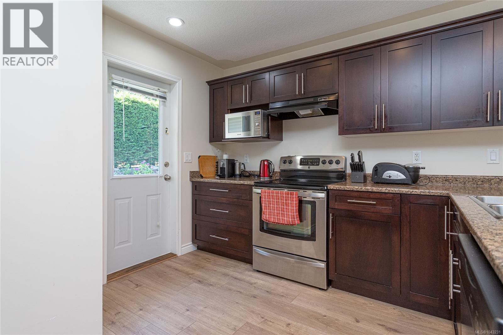 #5 9650 Askew Creek Dr - 11