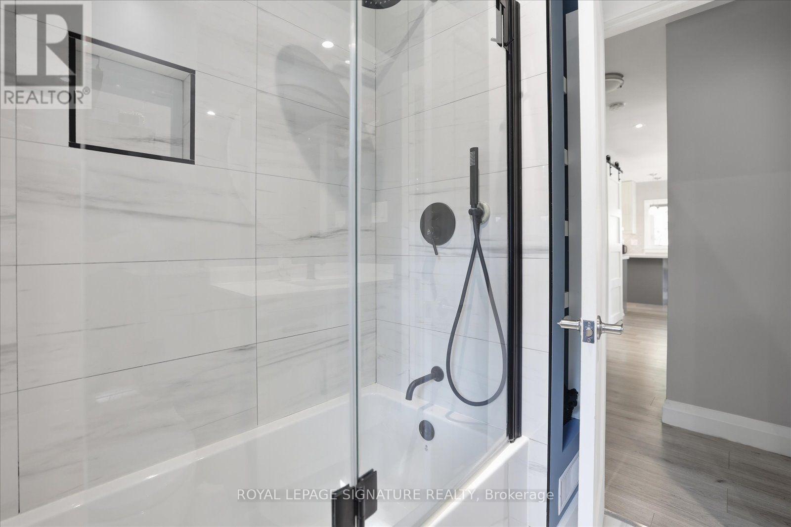 24 LATHAM AVENUE - Image 21