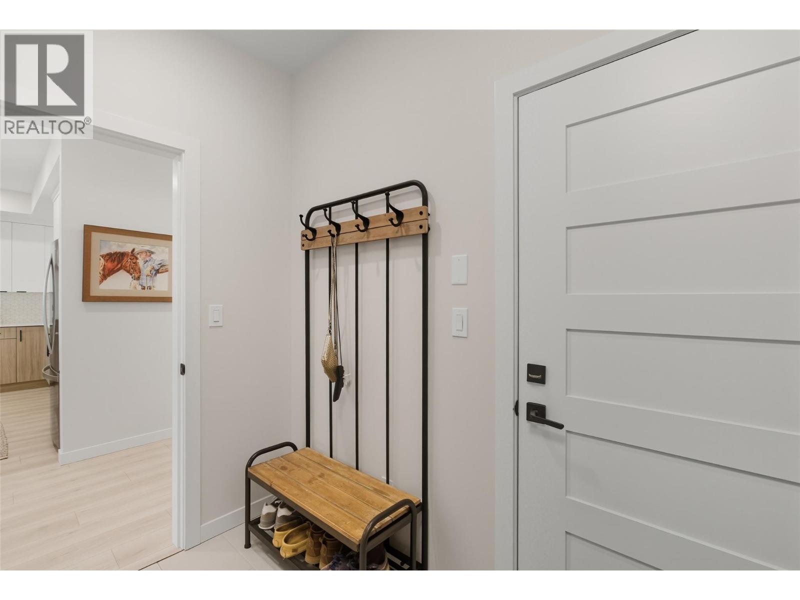 #17 260 Rue Cheval Noir - 11