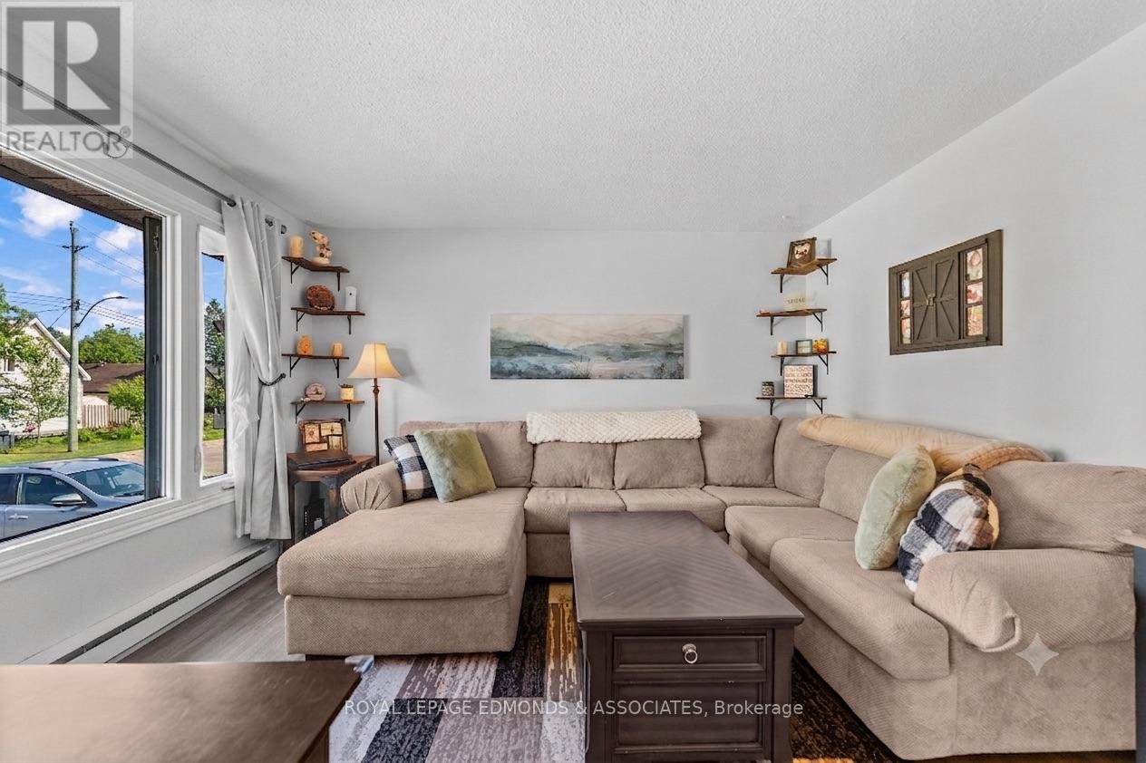 610 EGANVILLE ROAD, Ottawa. Luxury613. By Peter Sagos - Image 12
