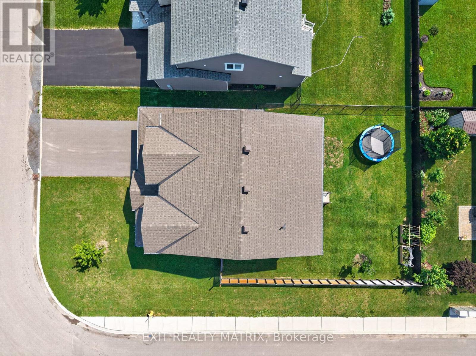 620 PARKVIEW TERRACE, Ottawa. Luxury613. By Peter Sagos - Image 43
