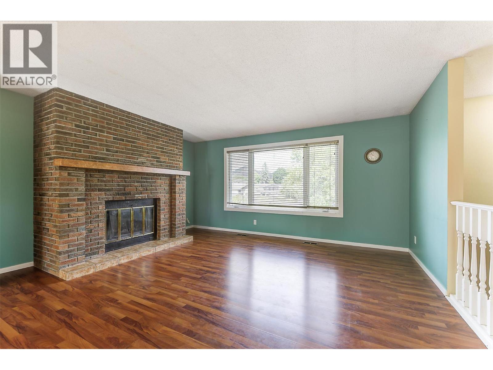 1392 Elm Street, Kelowna
